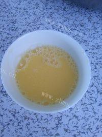 自制香酥麻花做法图解2)