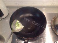 家常菜橄榄菜炒豆角做法图解2)