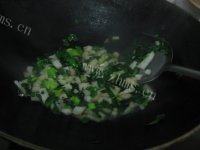 蔬菜蛋炒饭做法图解5)