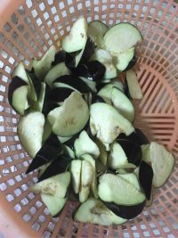 唇齿留香的糖醋茄子做法图解4)