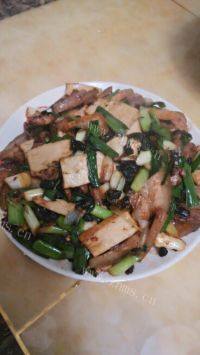 家常菜五花肉炒香干