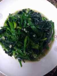 蒜香菠菜做法图解4)