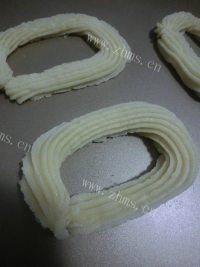 喷香的罗马盾牌饼干做法图解9)