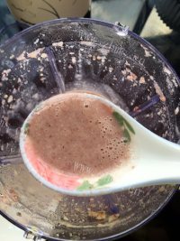美味的红豆薏米糊做法图解8)