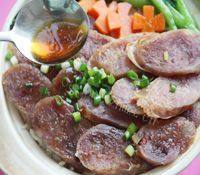 美味的腊肠煲仔饭