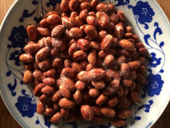 美味的炒花生米