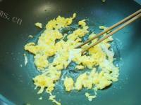 好吃的包心菜炒高粱饵块做法图解4)
