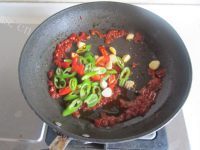 开胃的酸豆角回锅肉做法图解6)