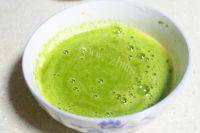 美味的菠菜鸡蛋饼做法图解2)