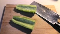 特下饭的苦瓜鸡蛋饼做法图解1)