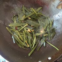 家常菜海带肉丝做法图解5)