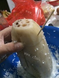 诱人的糯米藕做法图解4)