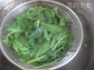香椿摊鸡蛋自制做法图解2)