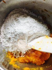 香喷喷的南瓜饼做法图解3)