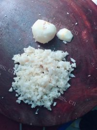 色泽鲜亮的煎饺做法图解3)