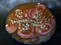 经典茄汁黄豆焖巴沙鱼的做法图解六
