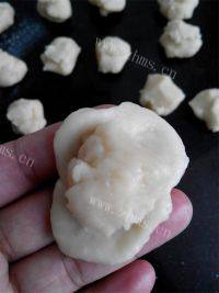 口感丰富的香酥绿豆饼做法图解9)