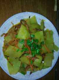 家常菜莴笋炒瘦肉
