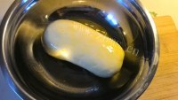自制葱油薄饼做法图解2)