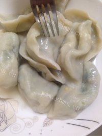 美味的韭菜鸡蛋饺子做法图解10)