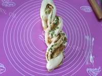 美味葱香肉松手撕吐司做法图解8)