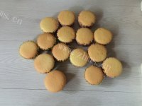 色香味浓的海绵纸杯蛋糕做法图解11)