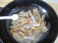 很有食欲的清炒蛏子做法图解6)