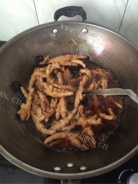 美味的虎皮凤爪做法图解9)