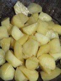 素菜土豆烩丝瓜做法图解5)