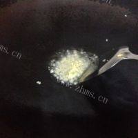 家常菜茭白炒肉片做法图解3)