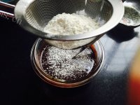 自制熔岩蛋糕做法图解6)