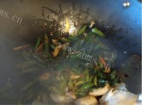 垂涎欲滴的青椒回锅肉做法图解7)
