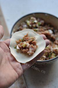 自己做的猪肉大葱饺子做法图解10)