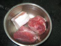 家常菜萝卜烧肉做法图解2)