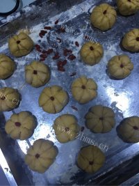 香气浓郁的南瓜饼做法图解5)