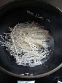 自己做的培根金针菇卷做法图解2)