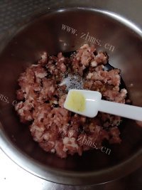 香飘十里的炸藕盒做法图解4)