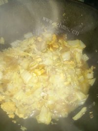 家常菜炒白菜做法图解8)