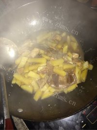 色香味浓的土豆炖粉条