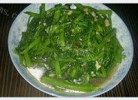 秀色的素炒空心菜