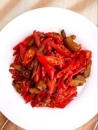 家常菜红辣椒炒肉