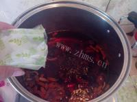美味佳肴般的酸梅汤做法图解6)