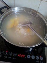 美味早餐番薯粥做法图解5)
