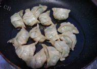 简易的韭菜煎饺