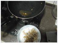十分可口的肉末茄子做法图解4)