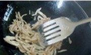 家常菜鸡丝豌豆苗做法图解3)