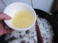 菠菜肉丸汤自制做法图解9)