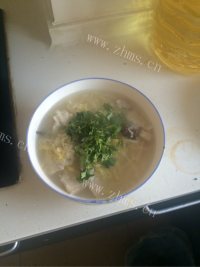 美味的酸菜汆白肉
