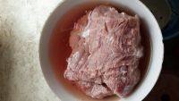 很有食欲的番茄牛肉面做法图解2)