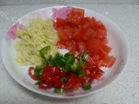 美味的西红柿鸡蛋炒饭做法图解1)